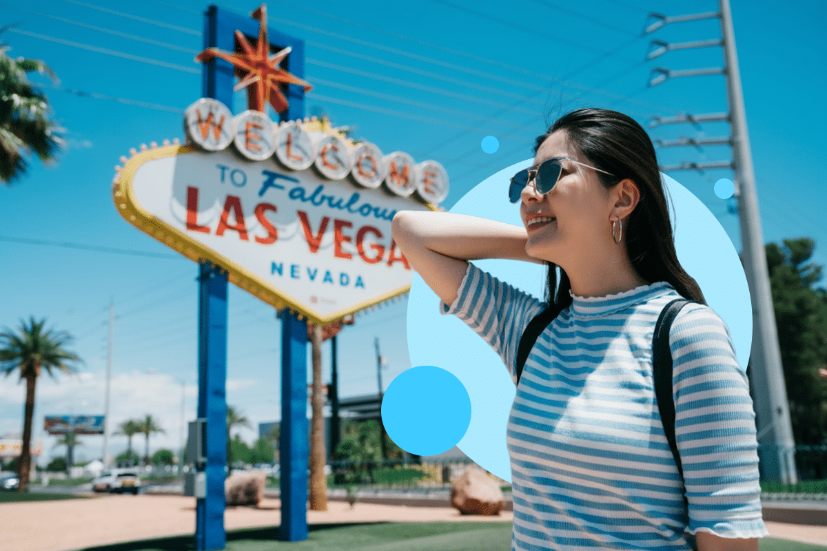 girl enjoying at the las vegas strip